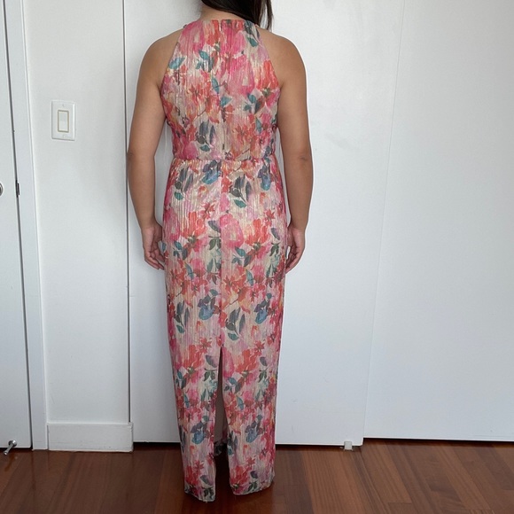 ADRIANNA PAPELL Floral Metallic Pleated Halter Gown - Picture 5 of 13